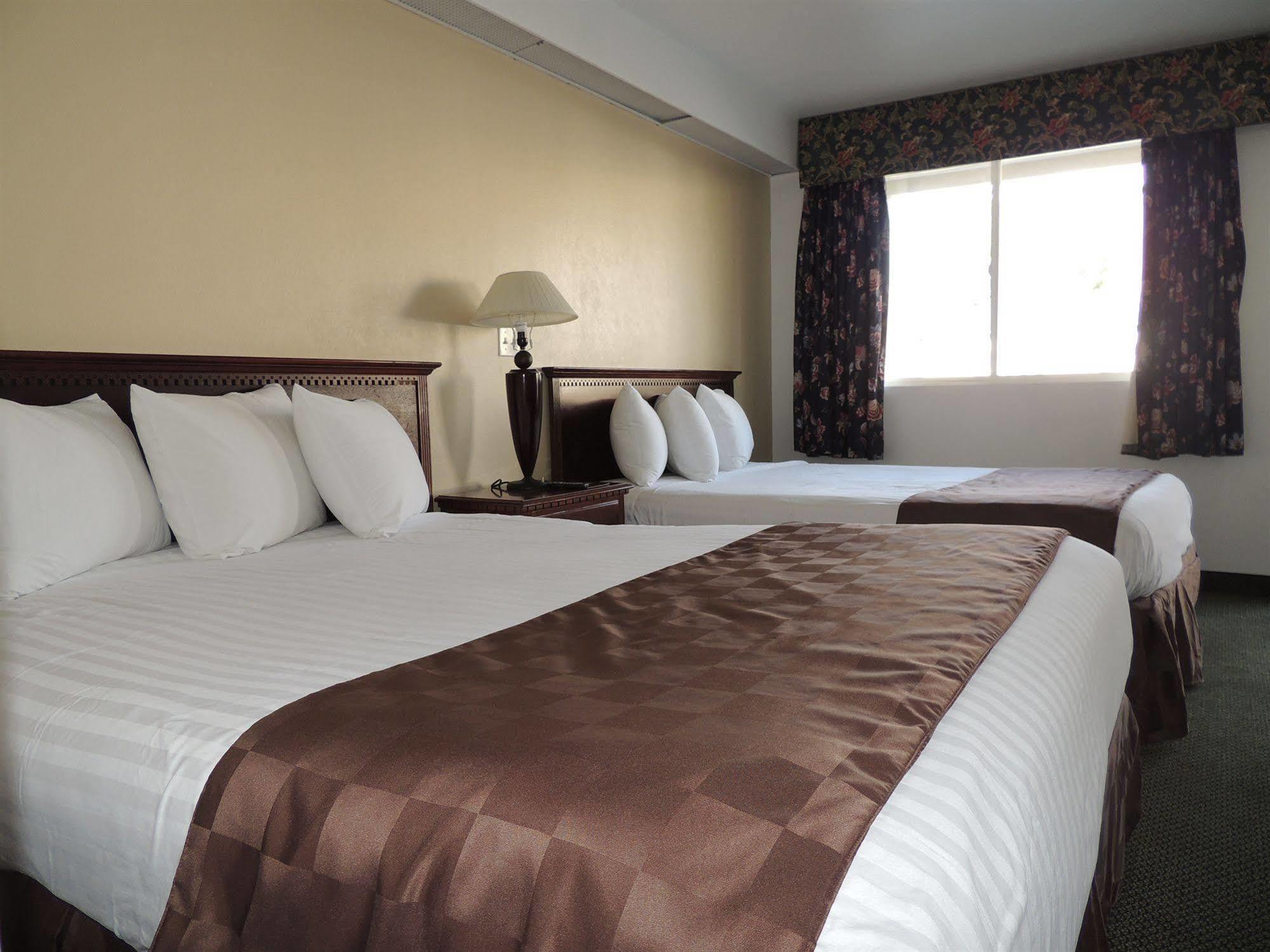 Hotel Surestay By Western Salt Downtown 2*